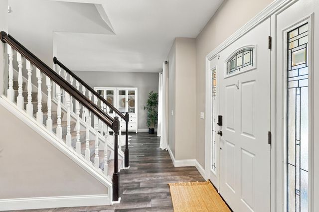 20365 Lake Ridge Drive, Prior Lake, MN 55372