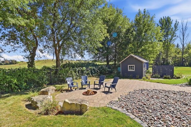 20365 Lake Ridge Drive, Prior Lake, MN 55372