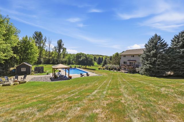 20365 Lake Ridge Drive, Prior Lake, MN 55372