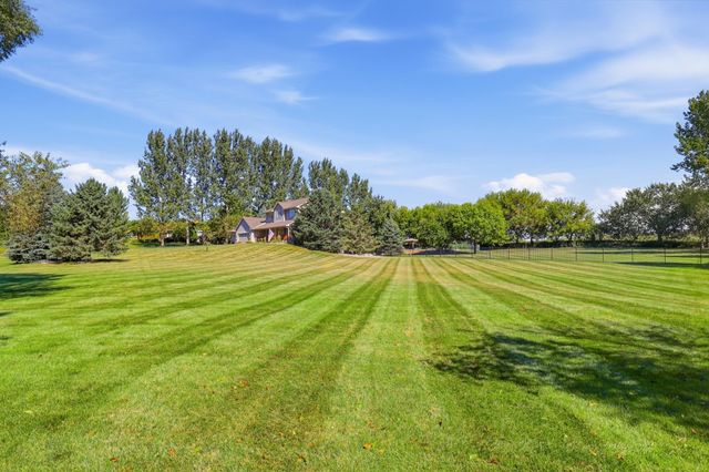 20365 Lake Ridge Drive, Prior Lake, MN 55372