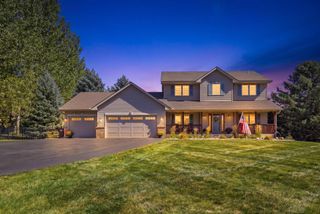 20365 Lake Ridge Drive, Prior Lake, MN 55372