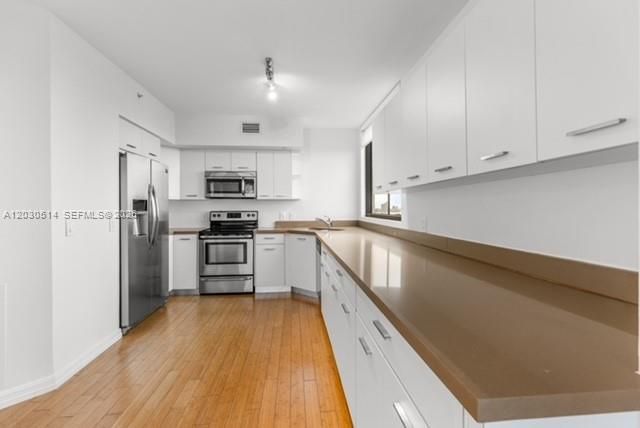 1330 West Ave 2207, Miami Beach, FL 33139