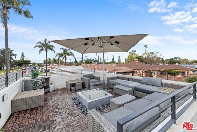 9232 S 8th Avenue, Inglewood, CA 90305