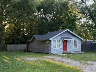 56661 Shore Avenue, Elkhart, IN 46516