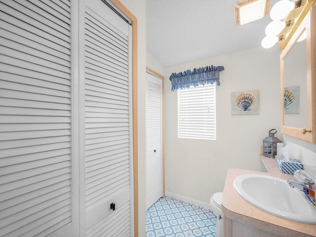 802 Nettles Boulevard, Jensen Beach, FL 34957