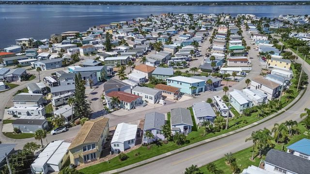 802 Nettles Boulevard, Jensen Beach, FL 34957