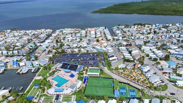 802 Nettles Boulevard, Jensen Beach, FL 34957