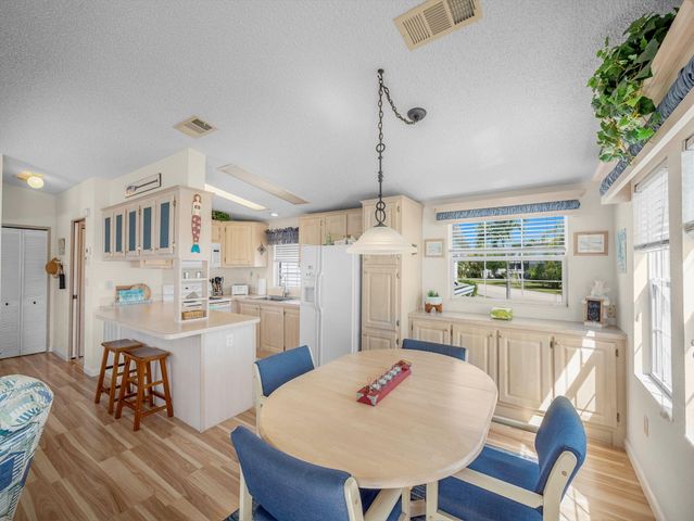 802 Nettles Boulevard, Jensen Beach, FL 34957