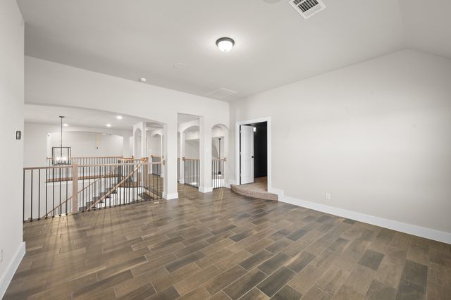 421 Willie Way, Burleson, TX 76028