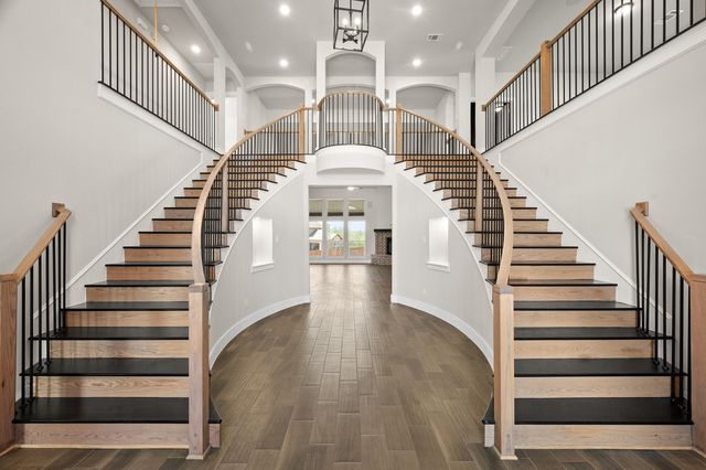 421 Willie Way, Burleson, TX 76028