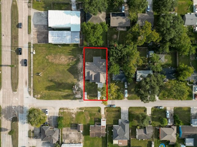 7438 Stephanie Drive, Deer Park, TX 77536