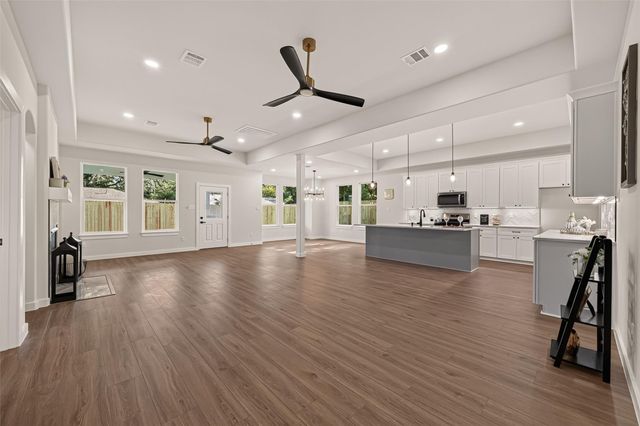 7438 Stephanie Drive, Deer Park, TX 77536