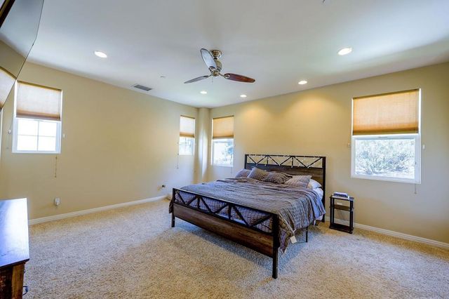 3436 Laurashawn Ln, Escondido, CA 92026