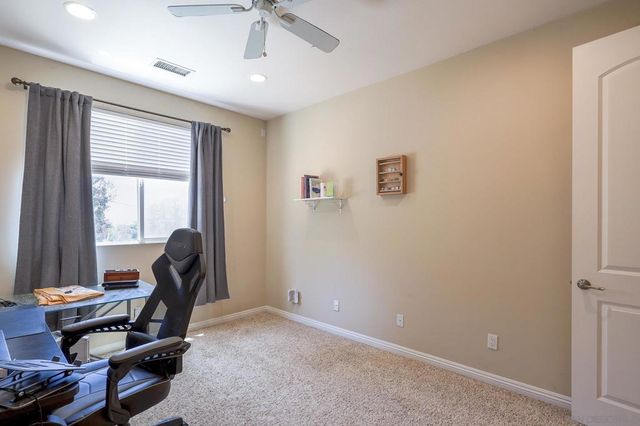 3436 Laurashawn Ln, Escondido, CA 92026