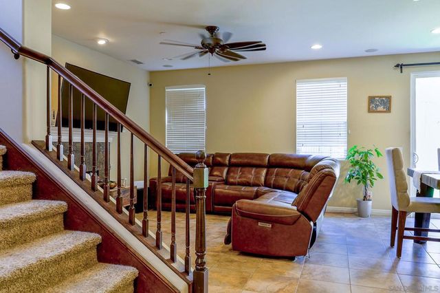 3436 Laurashawn Ln, Escondido, CA 92026