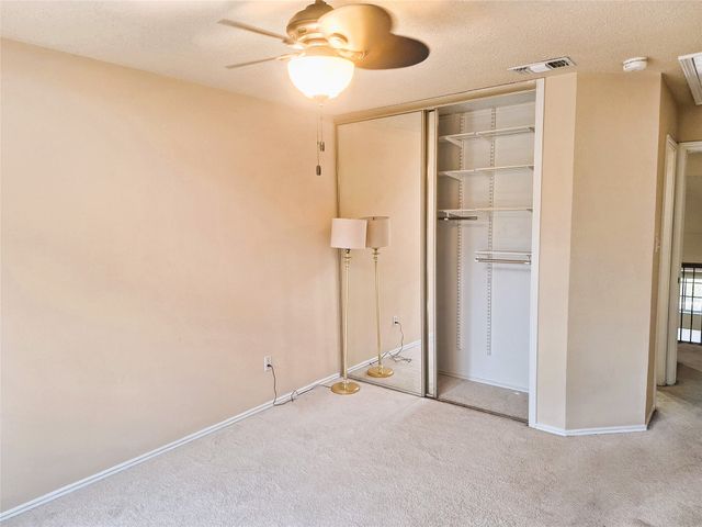 408 Santa Fe Trail 61, Irving, TX 75063