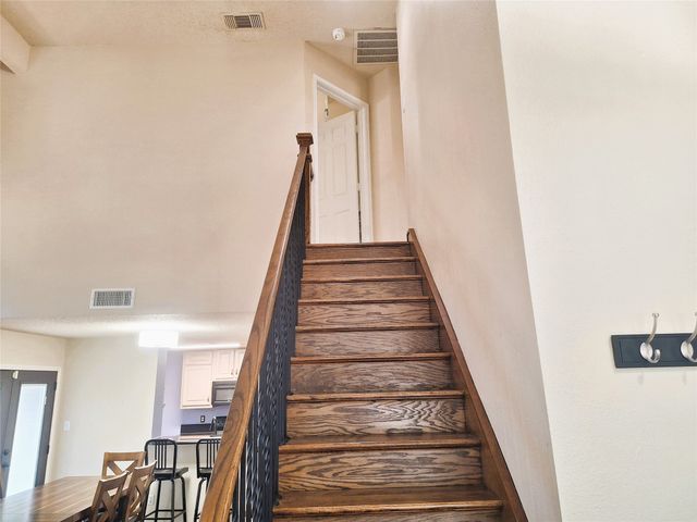 408 Santa Fe Trail 61, Irving, TX 75063
