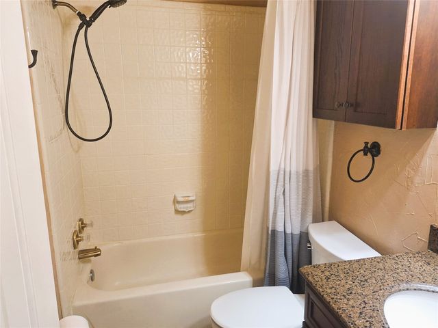 408 Santa Fe Trail 61, Irving, TX 75063