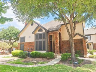 408 Santa Fe Trail 61, Irving, TX 75063