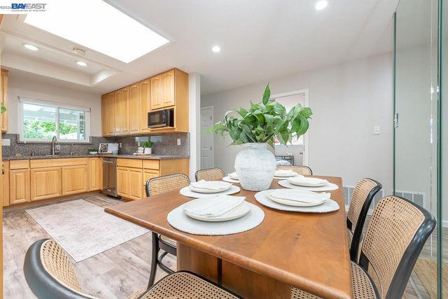 32432 Deborah Dr, Union City, CA 94587