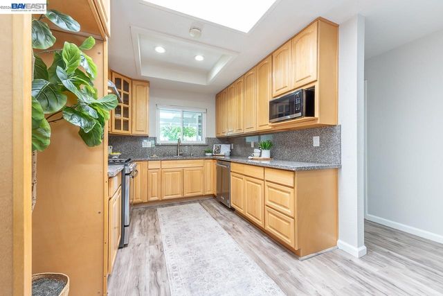 32432 Deborah Dr, Union City, CA 94587