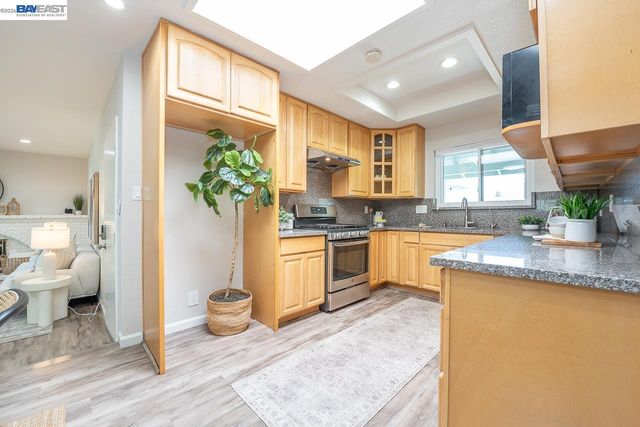 32432 Deborah Dr, Union City, CA 94587