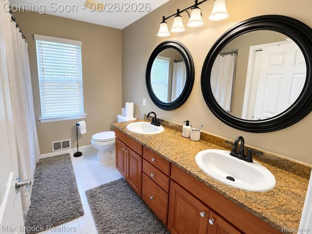 3238 Terra Court, Wixom, MI 48393