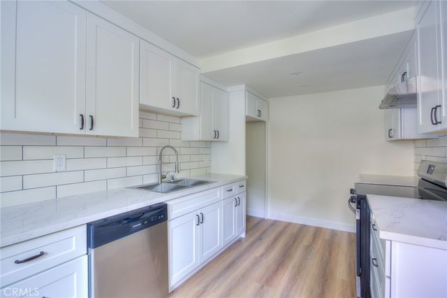 1032 S Golden West B, Arcadia, CA 91007