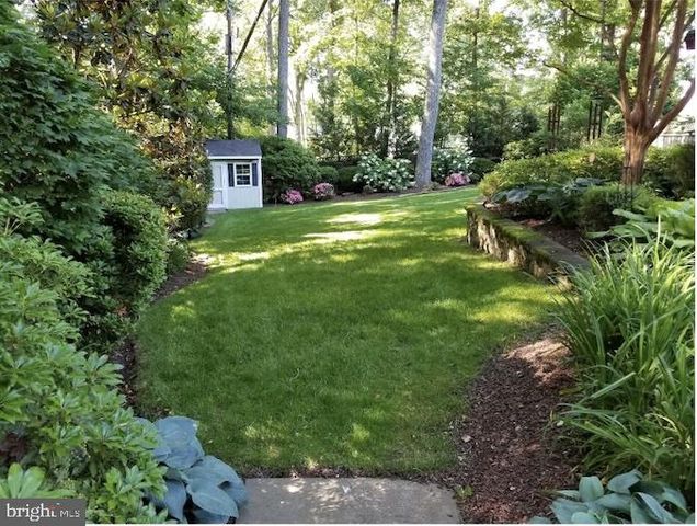 304 CHESAPEAKE DR, Great Falls, VA 22066