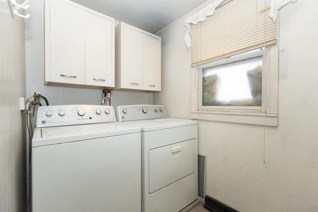 2021 SHERIDAN STREET, Oshkosh, WI 54901