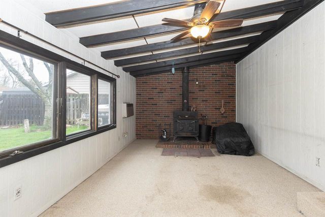 2021 SHERIDAN STREET, Oshkosh, WI 54901