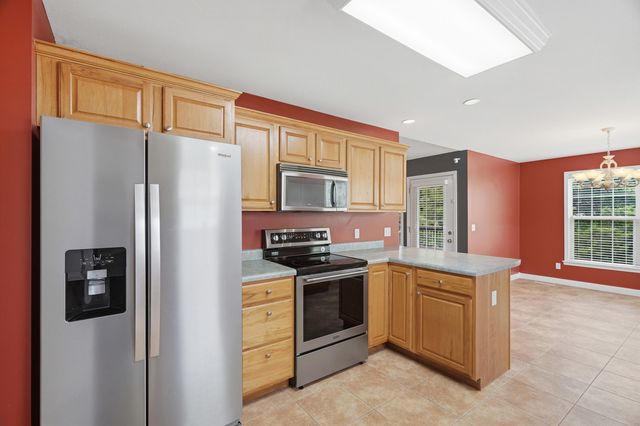 5701 KELSEY DR, Columbia, MO 65202
