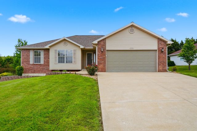5701 KELSEY DR, Columbia, MO 65202