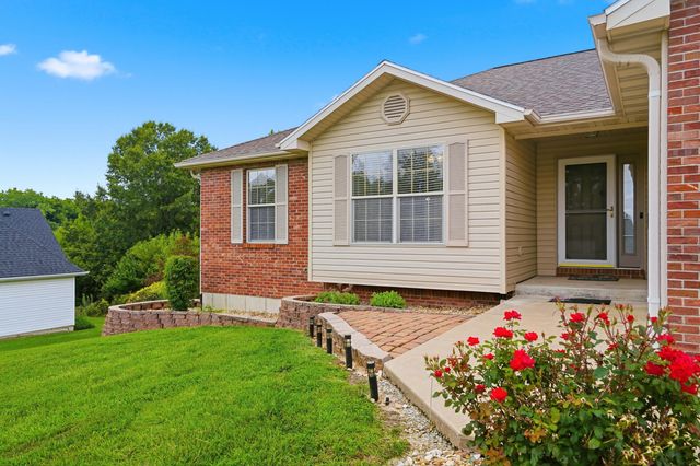 5701 KELSEY DR, Columbia, MO 65202