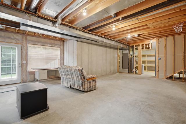 5701 KELSEY DR, Columbia, MO 65202
