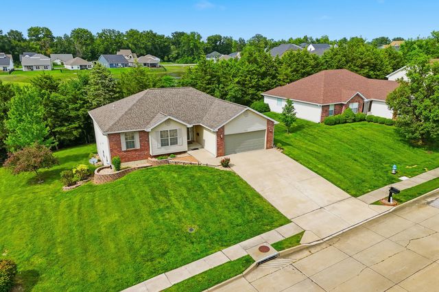 5701 KELSEY DR, Columbia, MO 65202