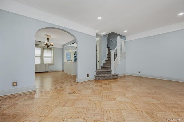 11458 198th Street, Jamaica, NY 11412