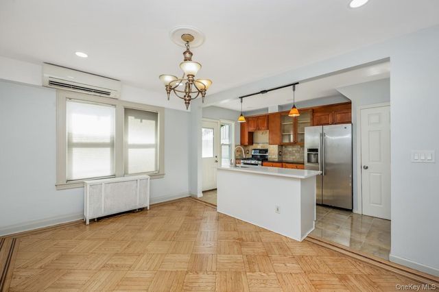 11458 198th Street, Jamaica, NY 11412