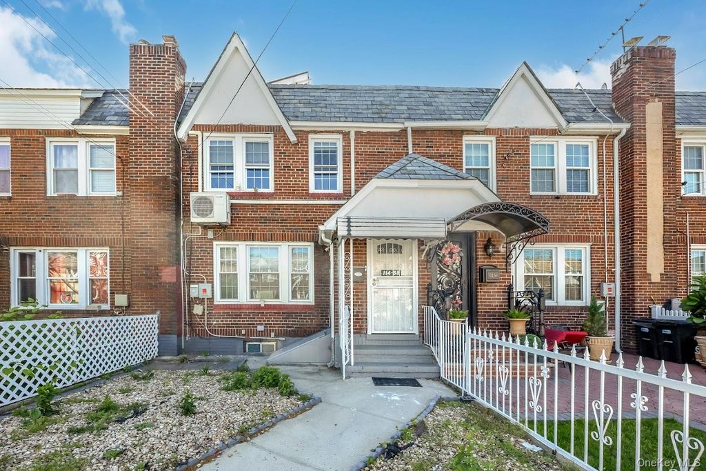 11458 198th Street, Jamaica, NY 11412