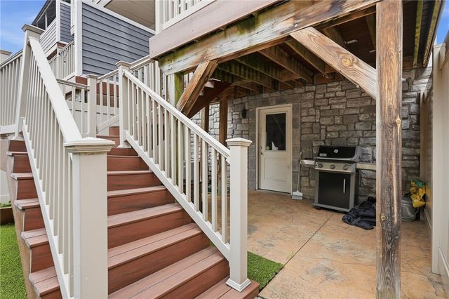 2652 Larkins Way, South Side, PA 15203