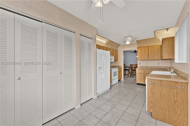 9351 SW 23rd St 3304, Davie, FL 33324