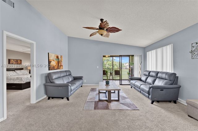 9351 SW 23rd St 3304, Davie, FL 33324