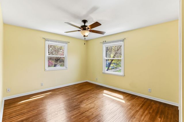 16304 Temple Drive, Minnetonka, MN 55345