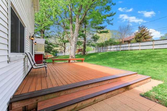 16304 Temple Drive, Minnetonka, MN 55345