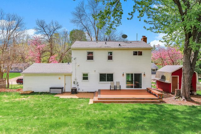16304 Temple Drive, Minnetonka, MN 55345