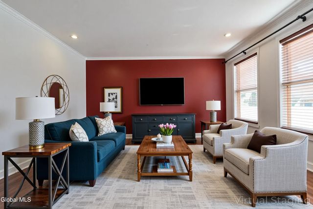 16 Red Oak Drive, Scotia, NY 12302