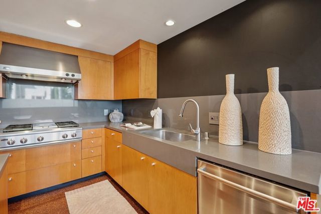 639 Pacific Street A, Santa Monica, CA 90405
