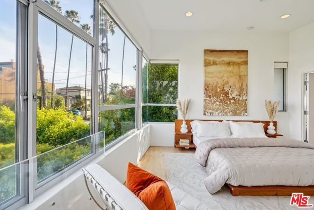 639 Pacific Street A, Santa Monica, CA 90405