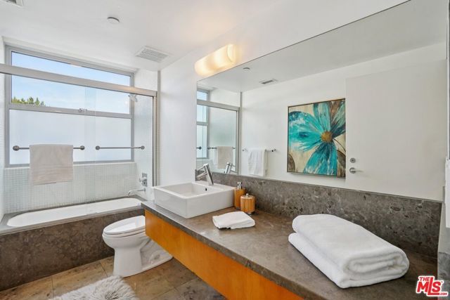639 Pacific Street A, Santa Monica, CA 90405
