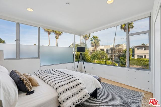 639 Pacific Street A, Santa Monica, CA 90405